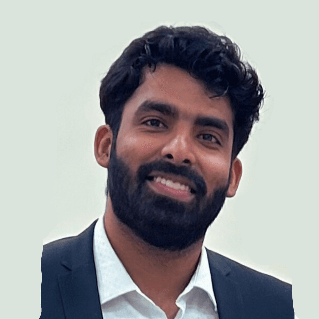 RISHAV - Freelance Data Consultant specializing in cloud solutions and data engineering